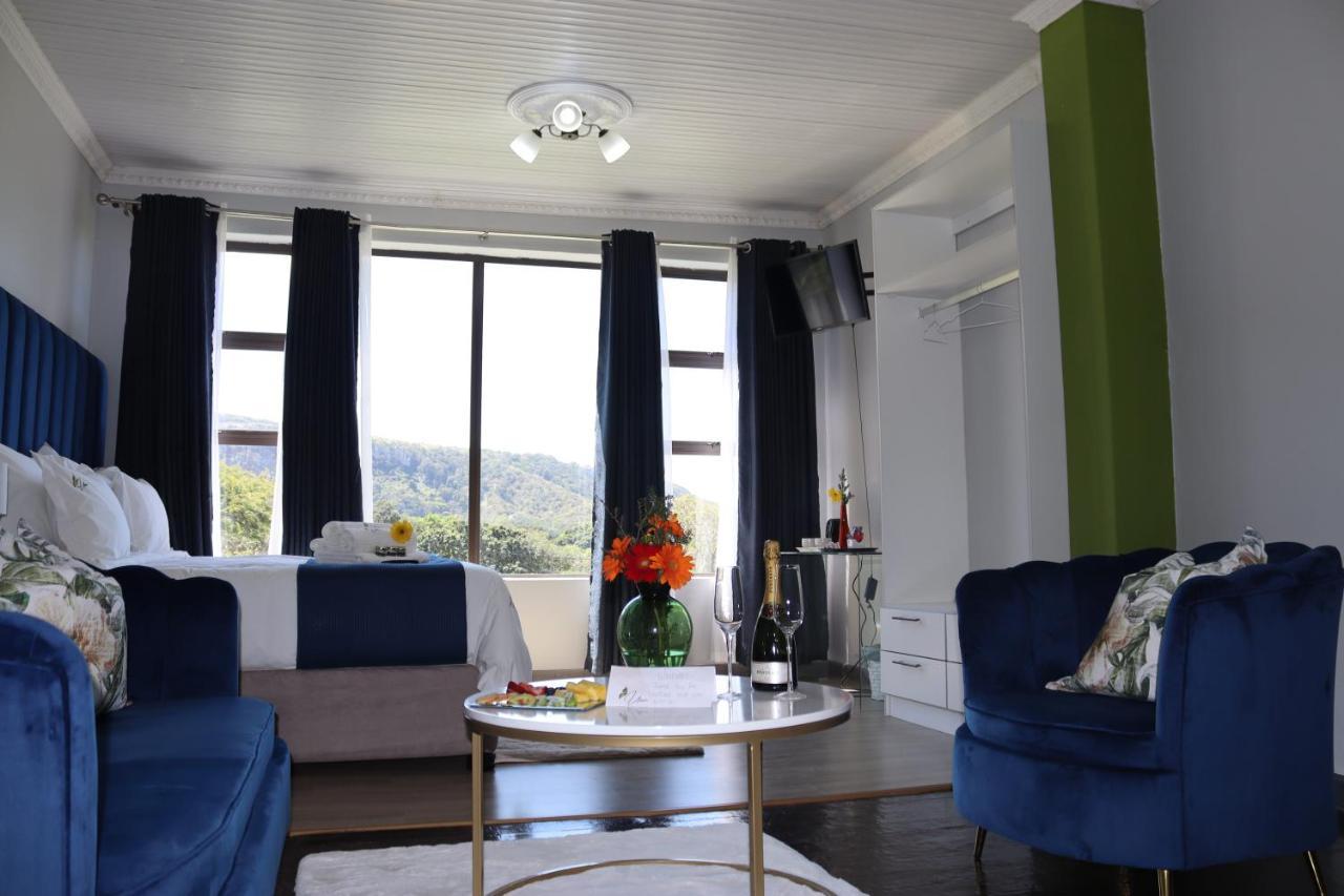 Uzuri Lifestyle Villa Port Saint John's ภายนอก รูปภาพ